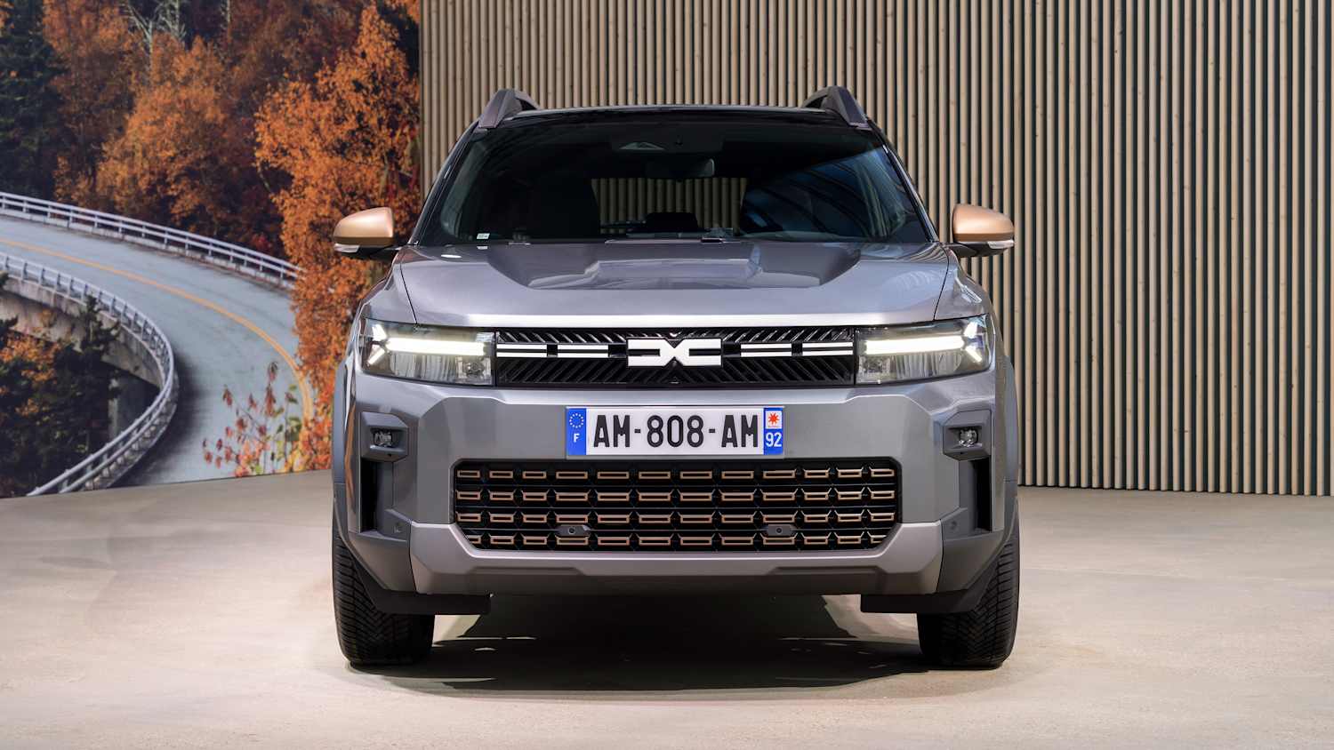 Frontansicht des Dacia Bigster