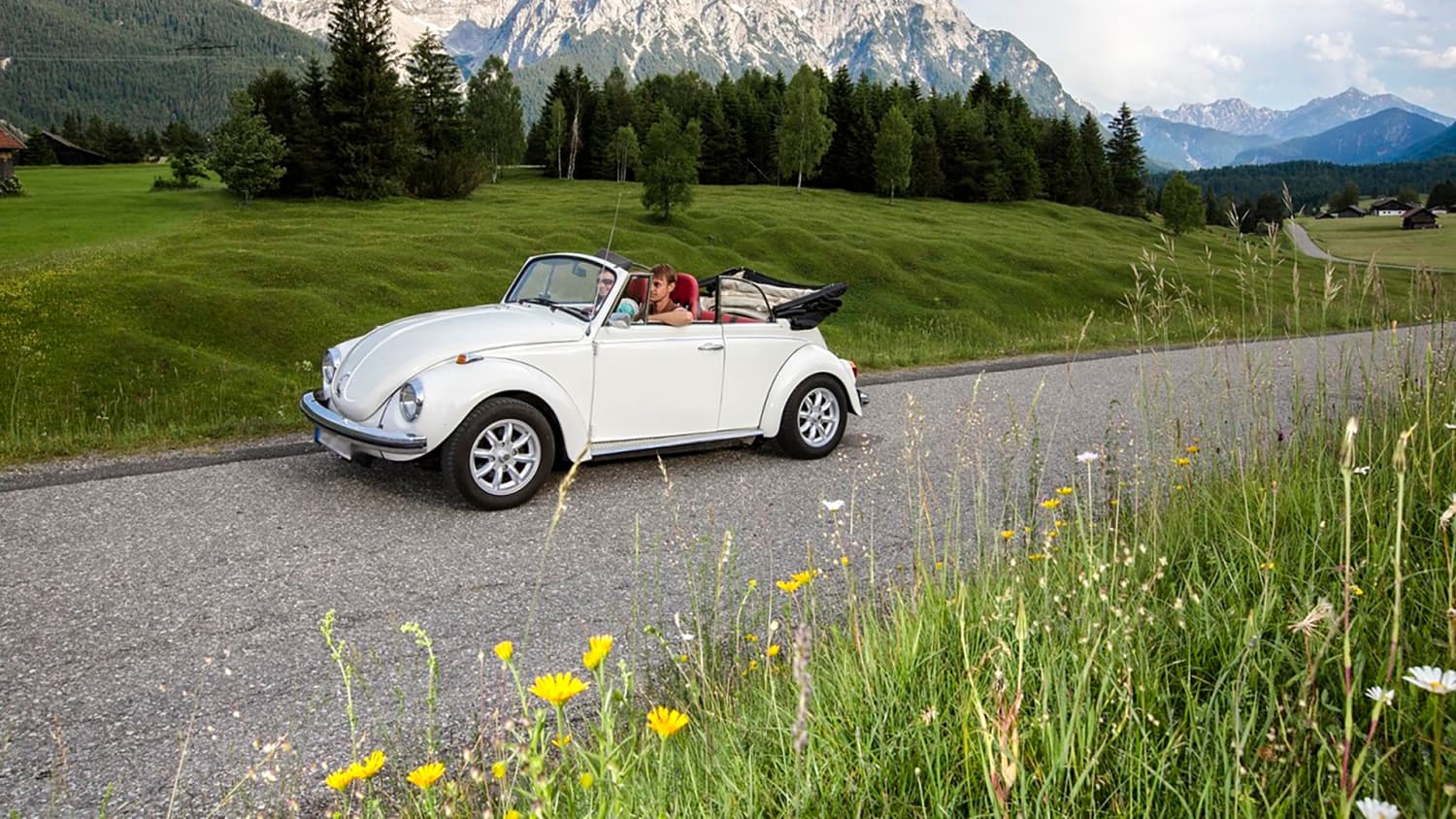 Oldtimer auf der Deutschen Alpenstraße