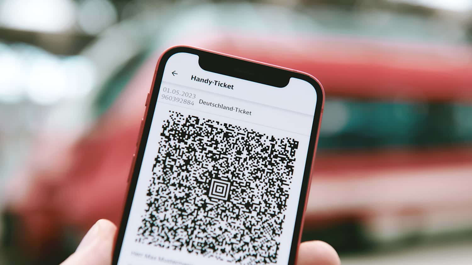 Handydisplay mit Deutschlandticket