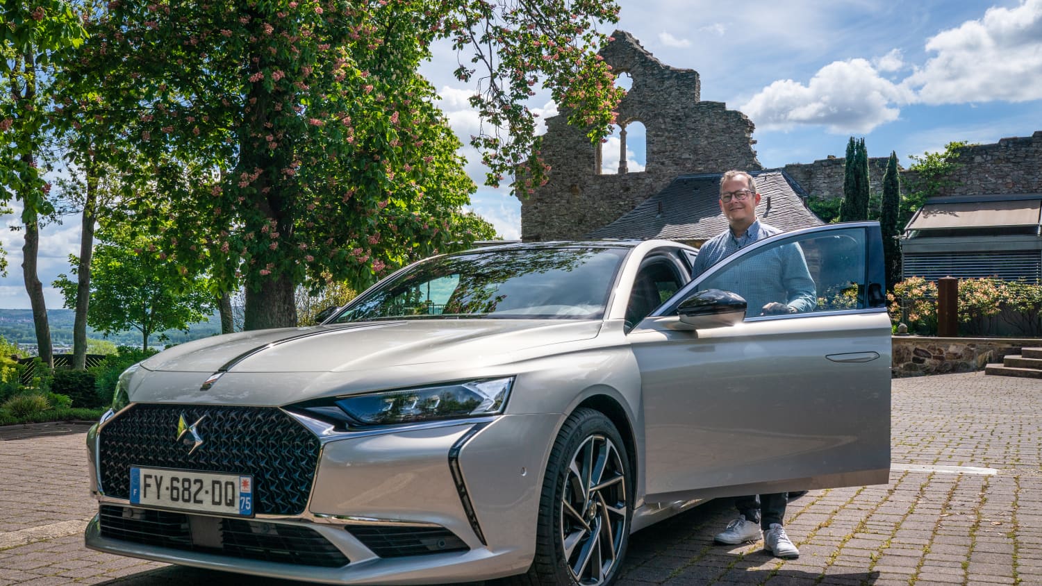 Ein Fahrbericht des neuen DS9 von dem ADAC Autoredakteur Jochen Wieler