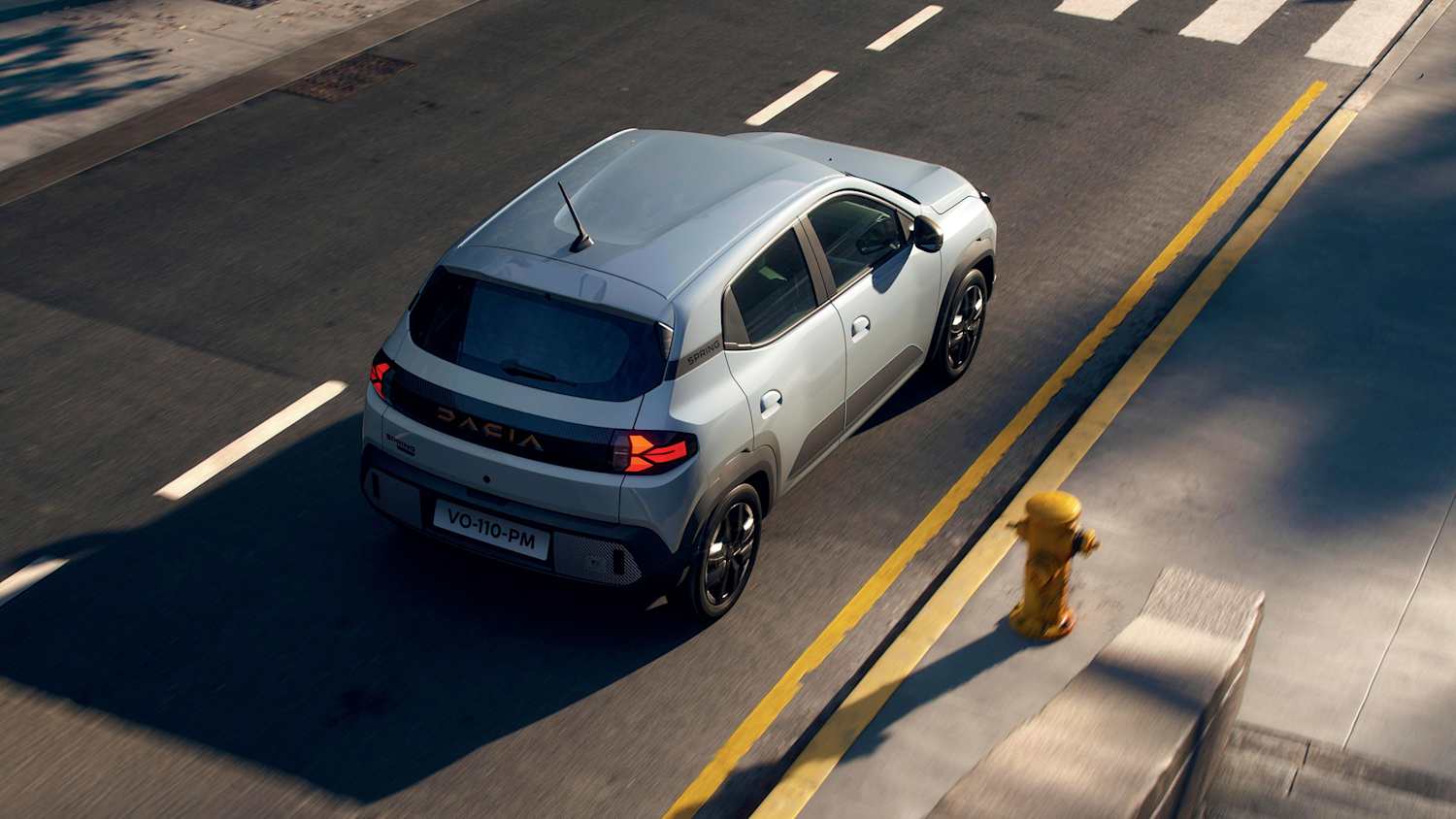 Aufsicht des Dacia Spring Facelift mit Heckansicht