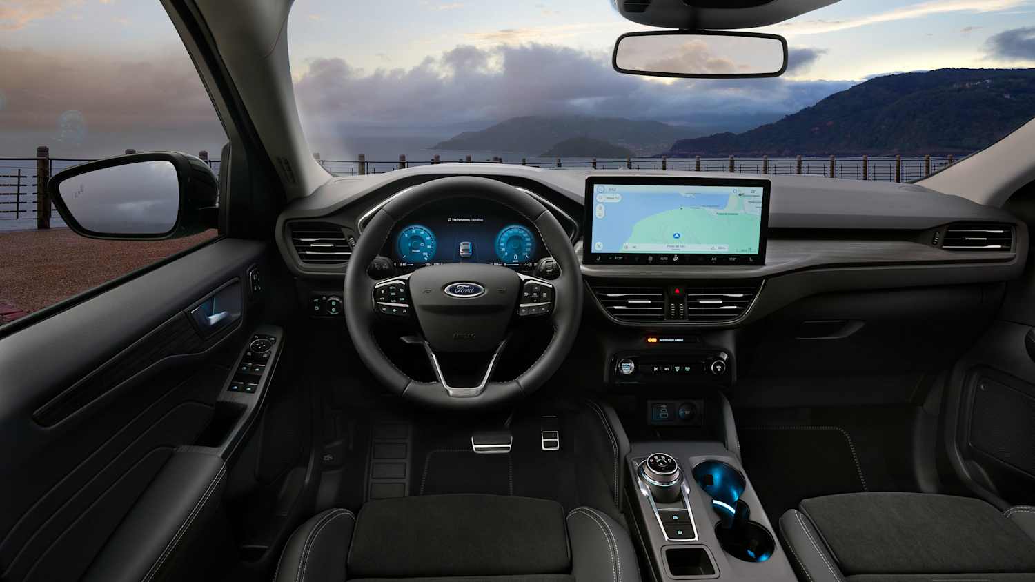 Das Cockpit des Ford Kuga Active