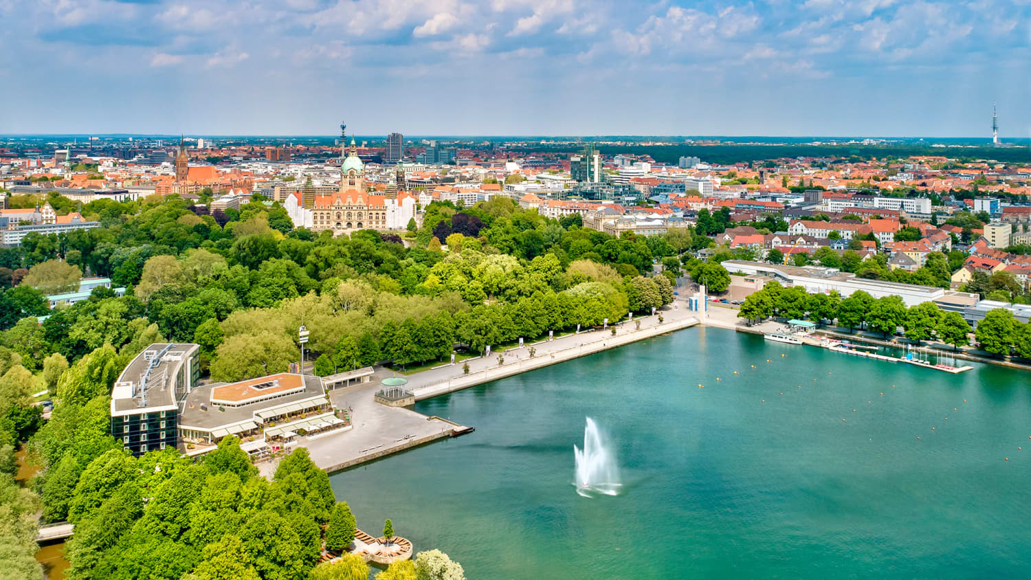 Der Maschsee bei Hannover von oben