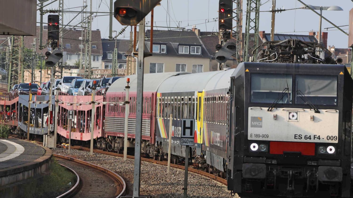 Ein Zug des Anbieters Urlaubs Express