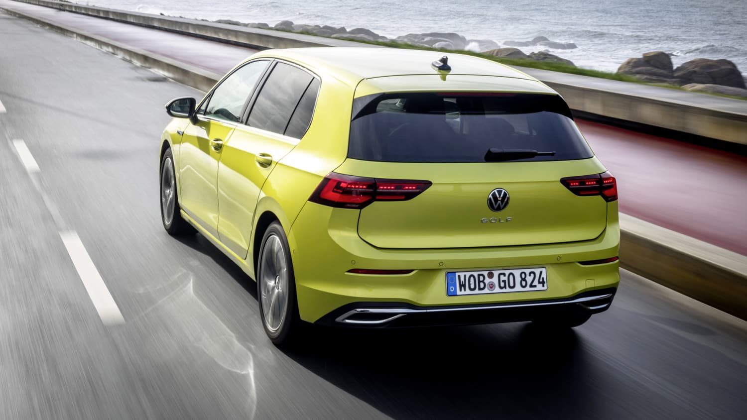 der neue VW Golf in Gelb