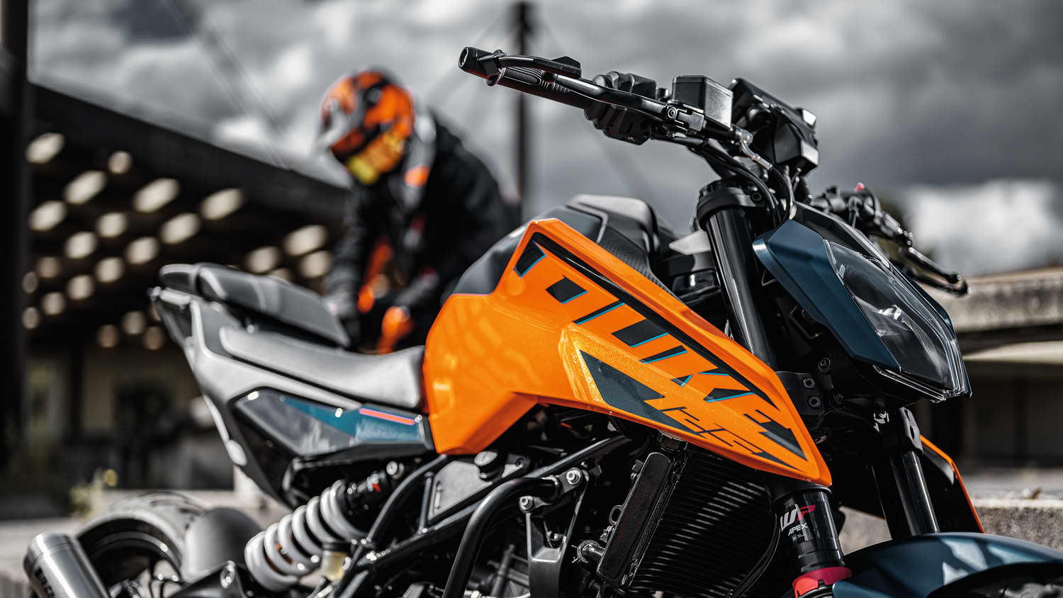 Eine Detailaufnahme der KTM 125 Duke