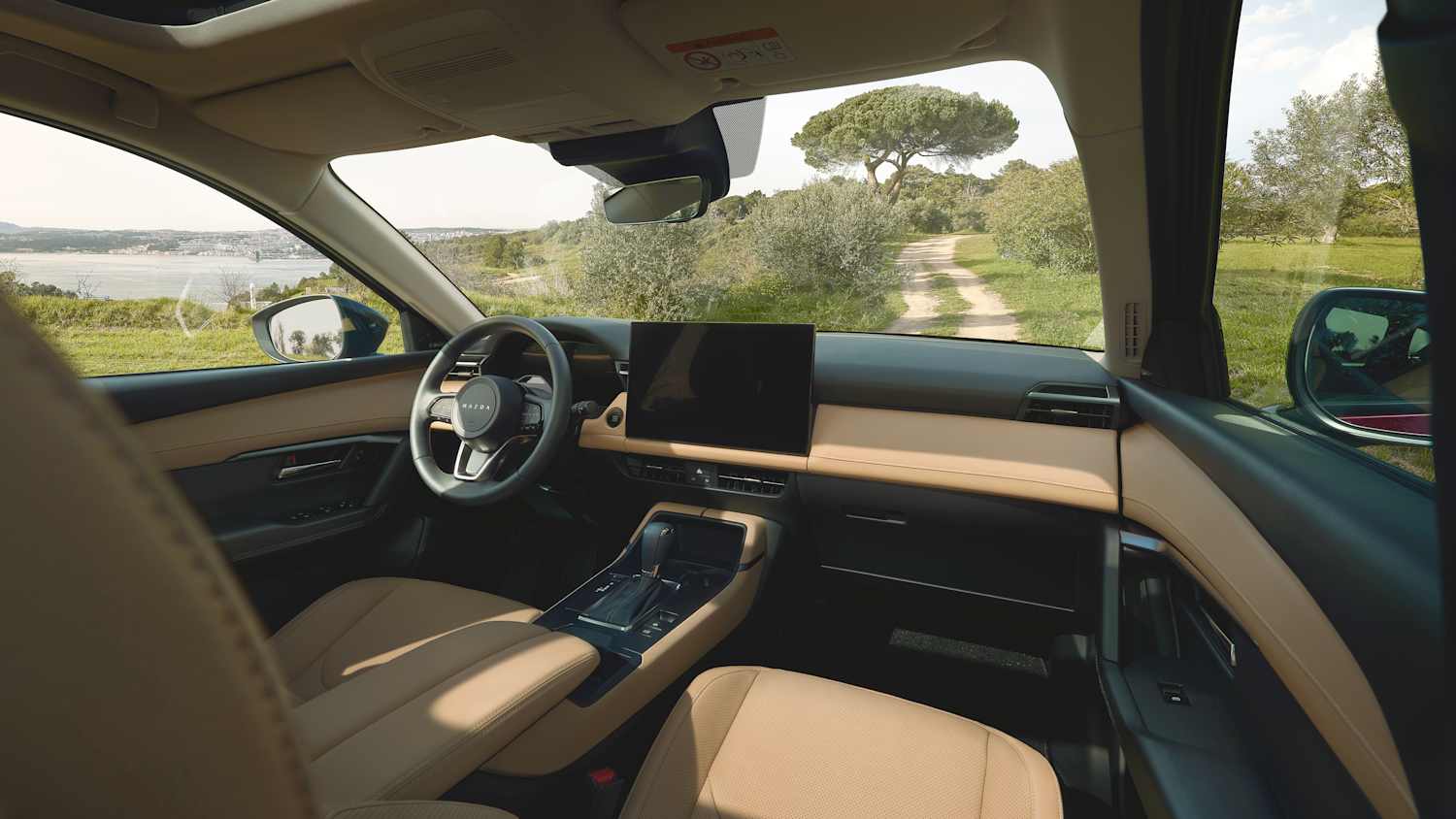Innenaufnahme des Cockpits des Mazda CX-5