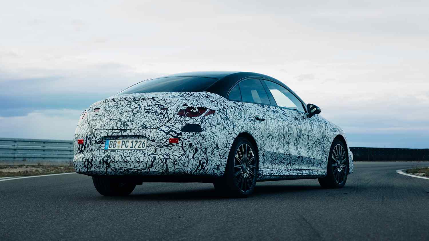 Heckansicht eines Mercedes CLA