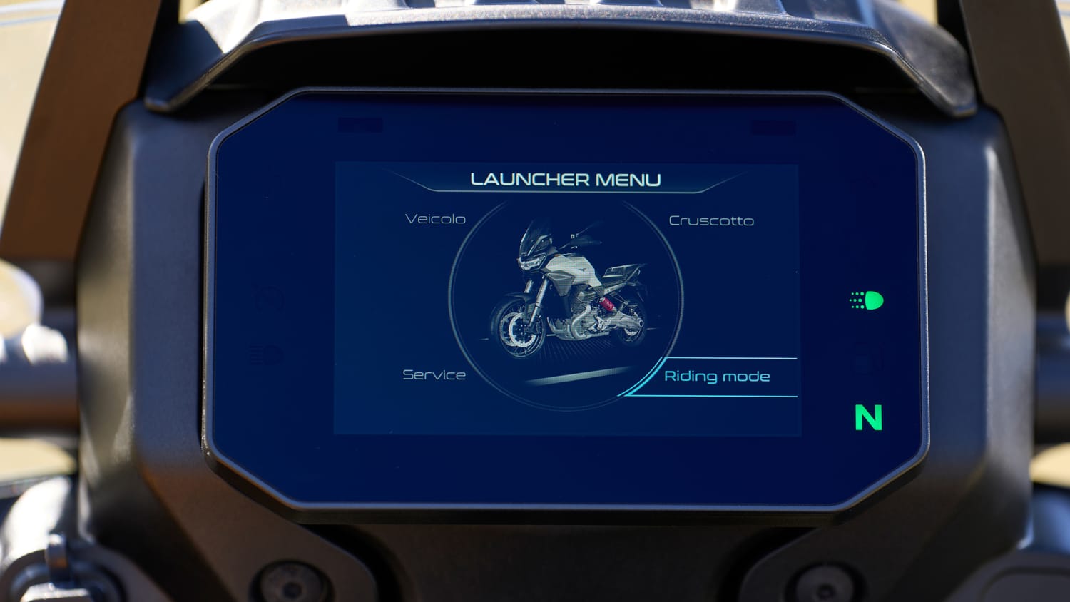 Display der Moto Guzzi Stelvio