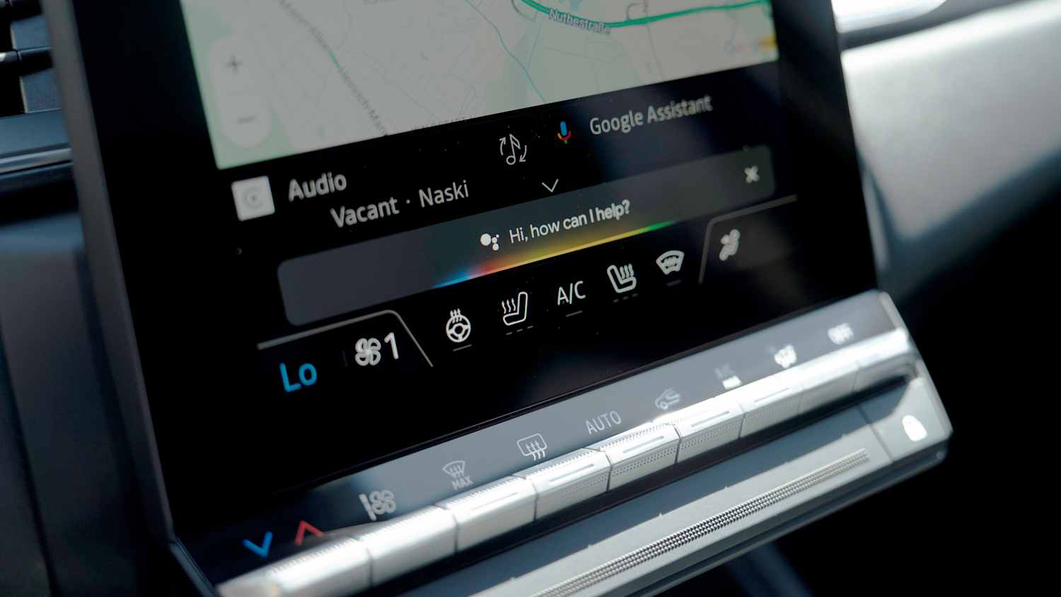 Der neue Mitsubishi Grandis, eine Aufnahme des Boardcomputers