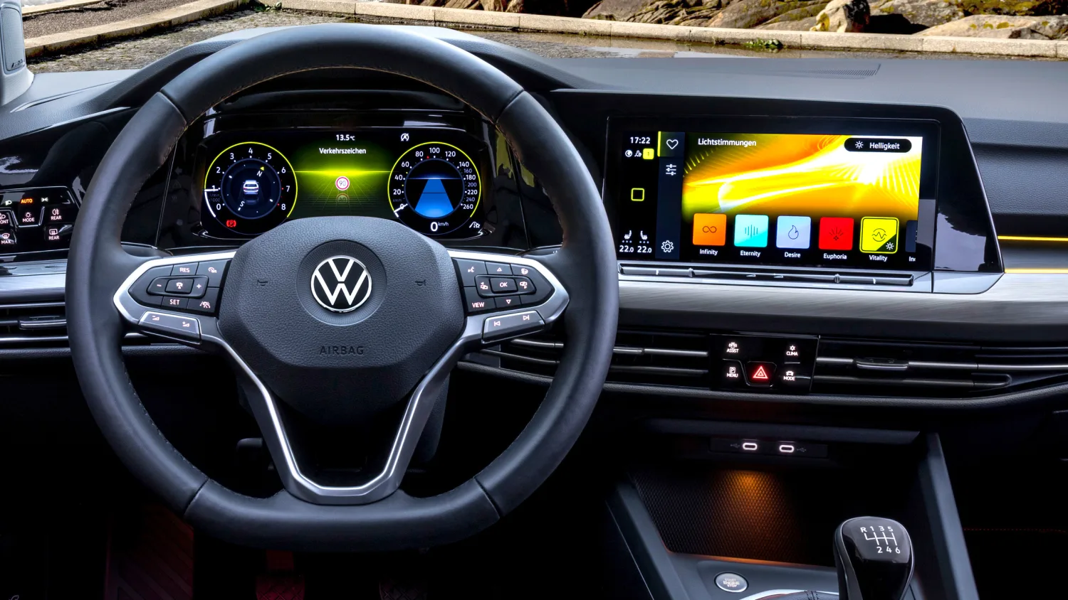 VW Golf 8 Infotainment: Schnellere Hard- und bessere Software starten  Anfang 2022 - ComputerBase