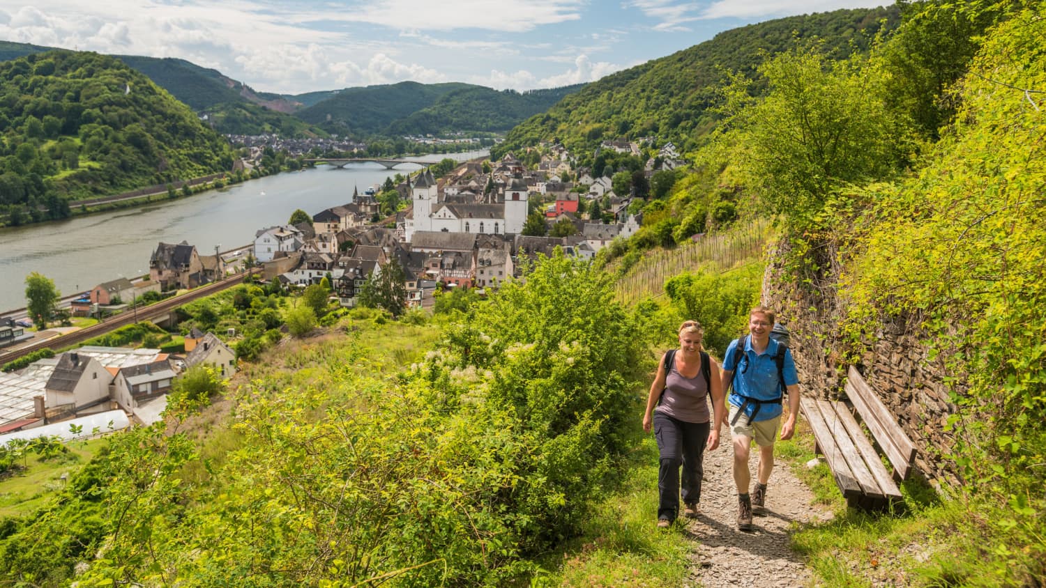 Wanderer an der Mosel
