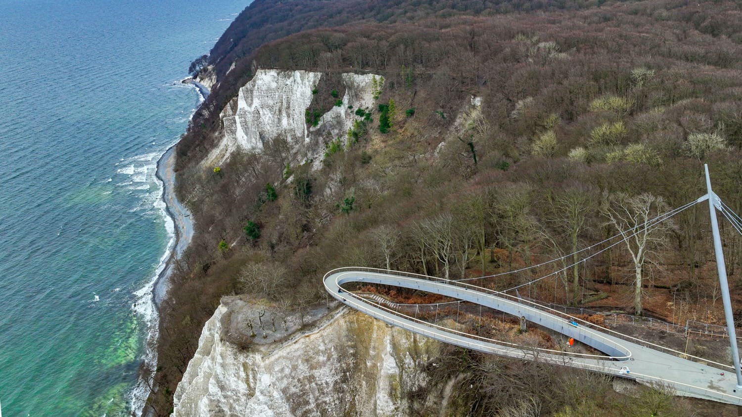 Luftbild des neuen Skywalks am Königsstuhl auf Rügen