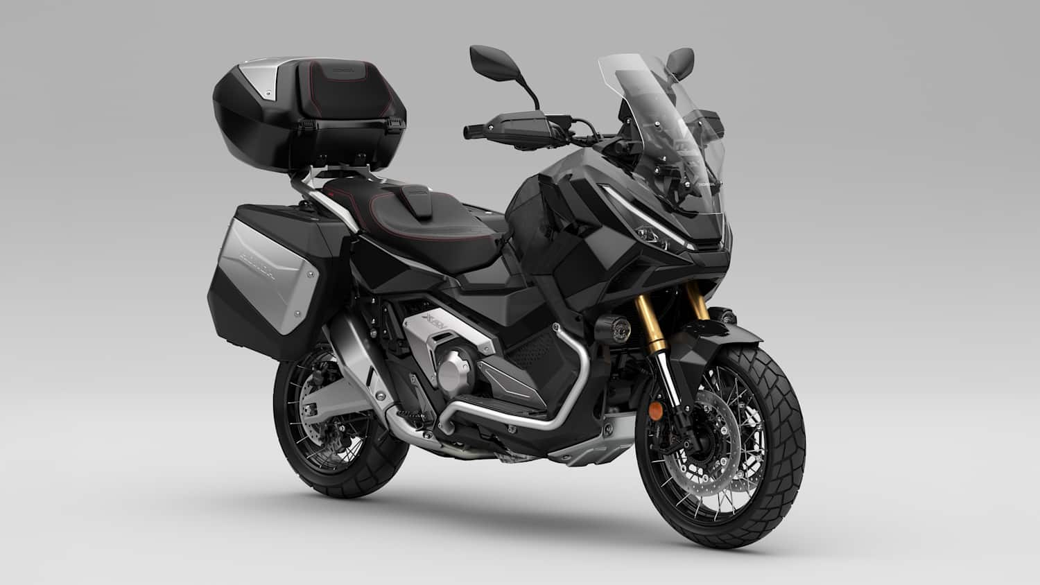 Eine Stehende Honda X-ADV