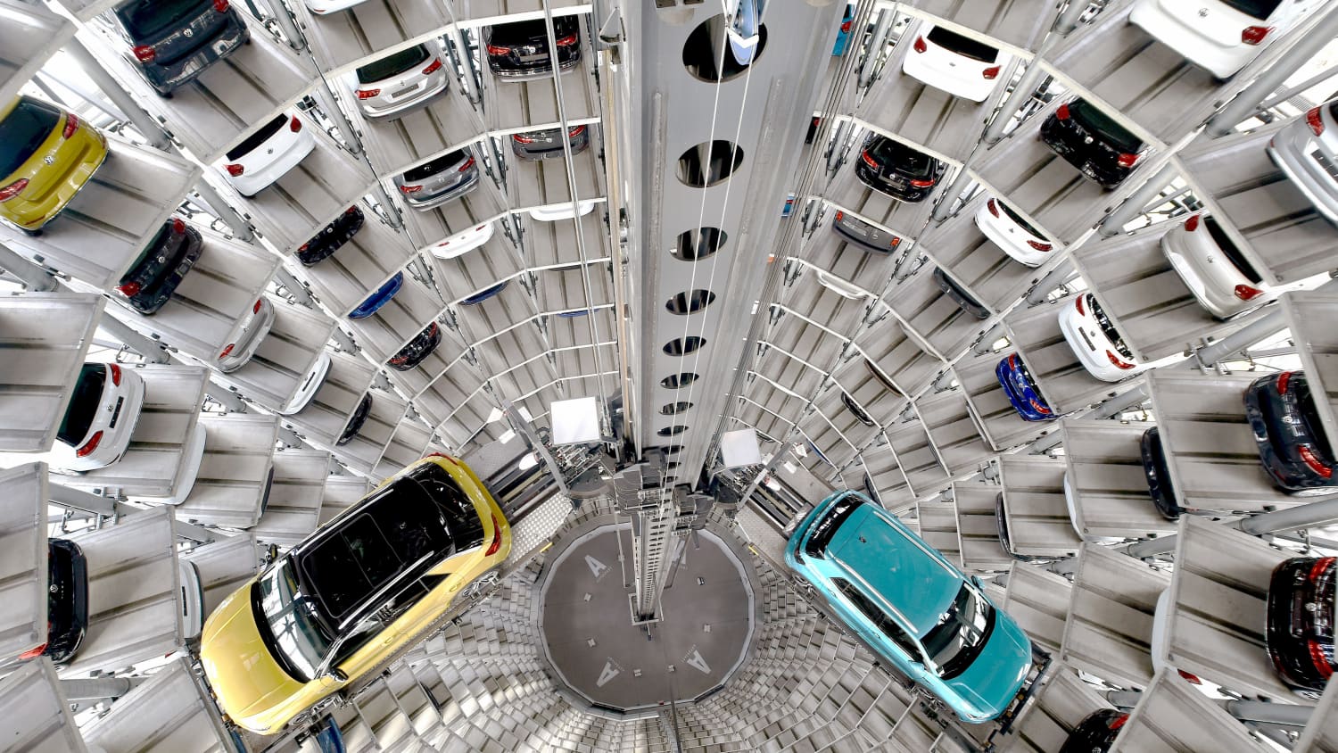 Turm der VW Autostadt