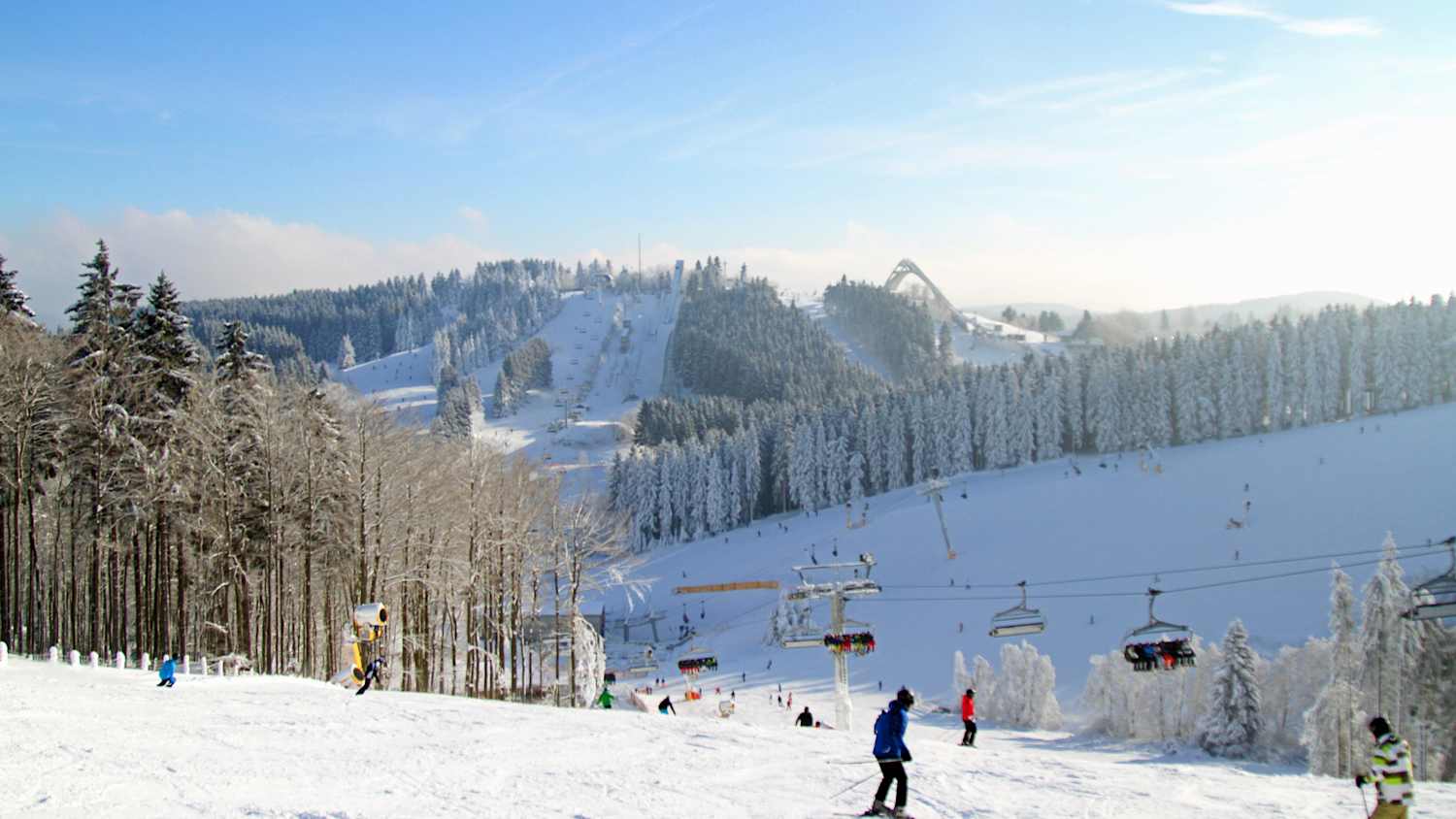 Skiliftkarussel in der Wintersport-Arena Sauerland