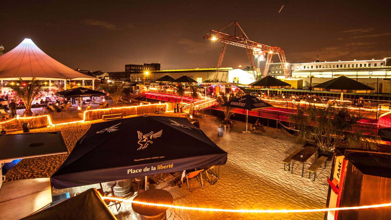 Eventschiff Herr Walter in Dortmund nachts