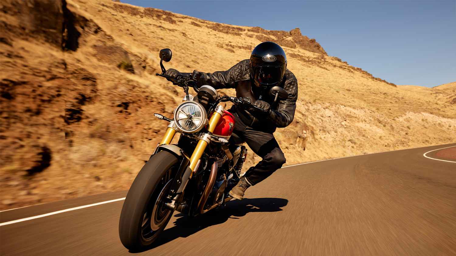 Aufnahmen der Triumph 1200 und 1200 RS