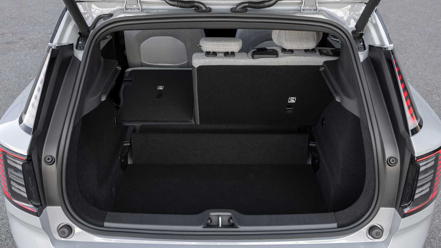 Der Kofferraum des  kleinen SUV Volvo EX 30