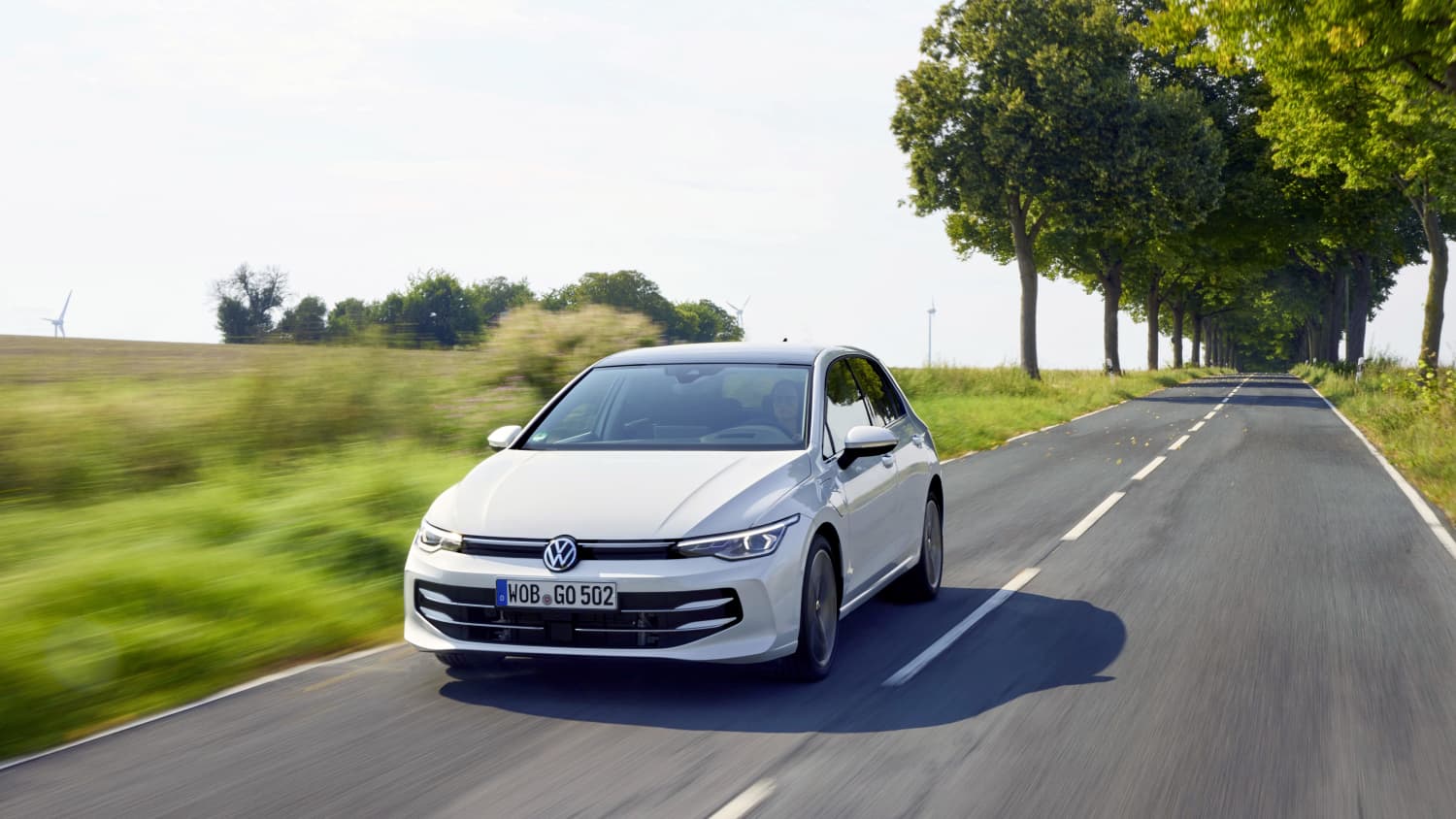 Der VW Golf 8 in Fahrt