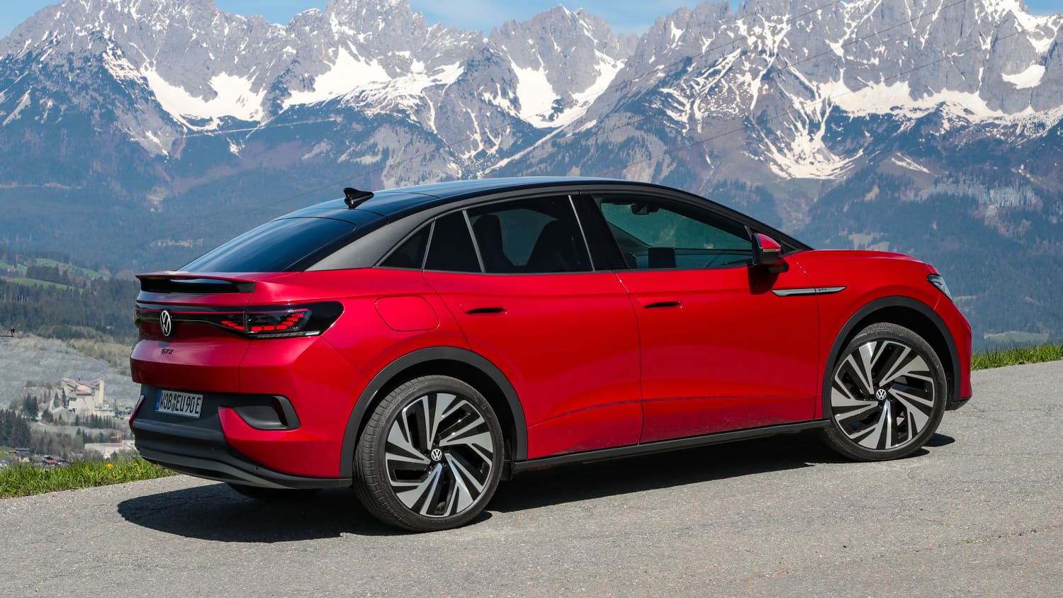 Seitenansicht des VW ID5