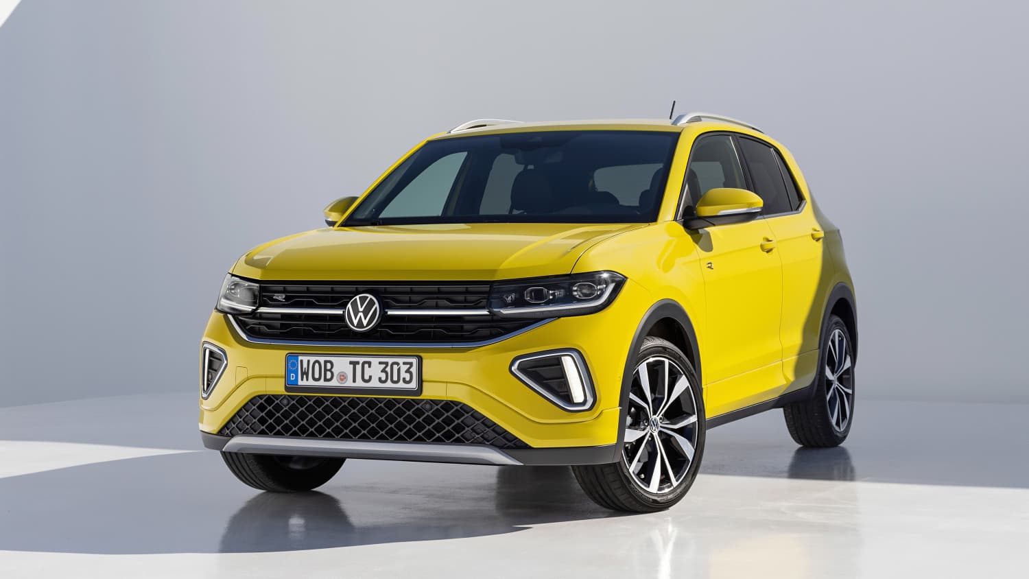 VW T-Roc gegen VW T-Cross im Test: Reicht auch das Polo-SUV? - AUTO BILD