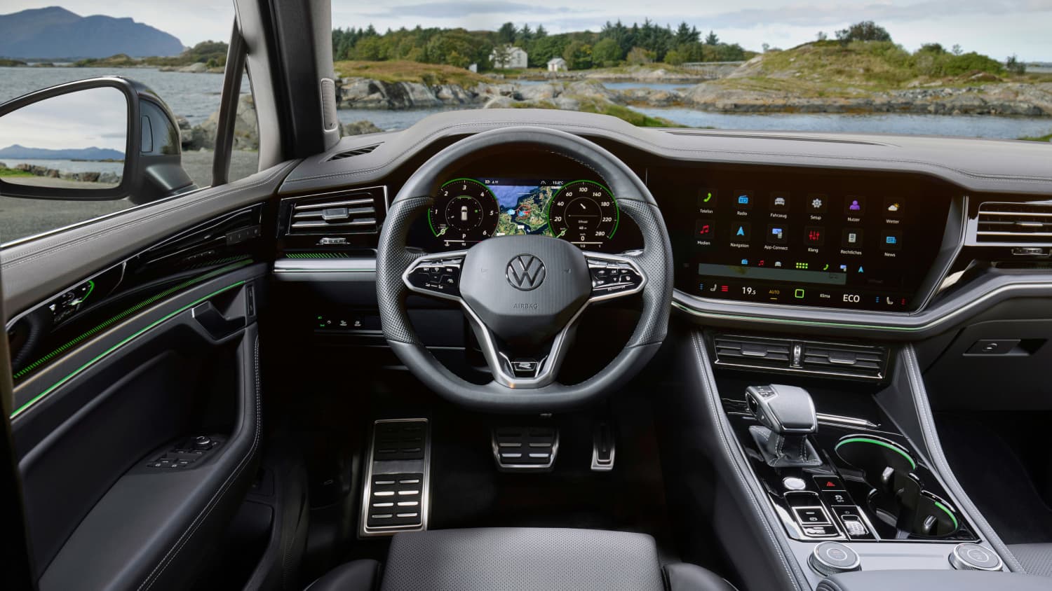 Cockpit des VW Touareg nach Facelift