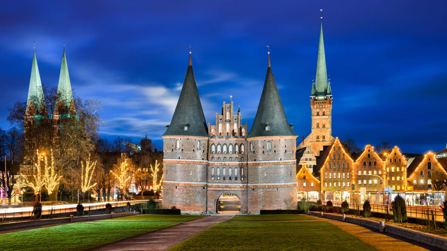 Lübeck glänzt im Advent mit mehreren Märkten in der Altstadt