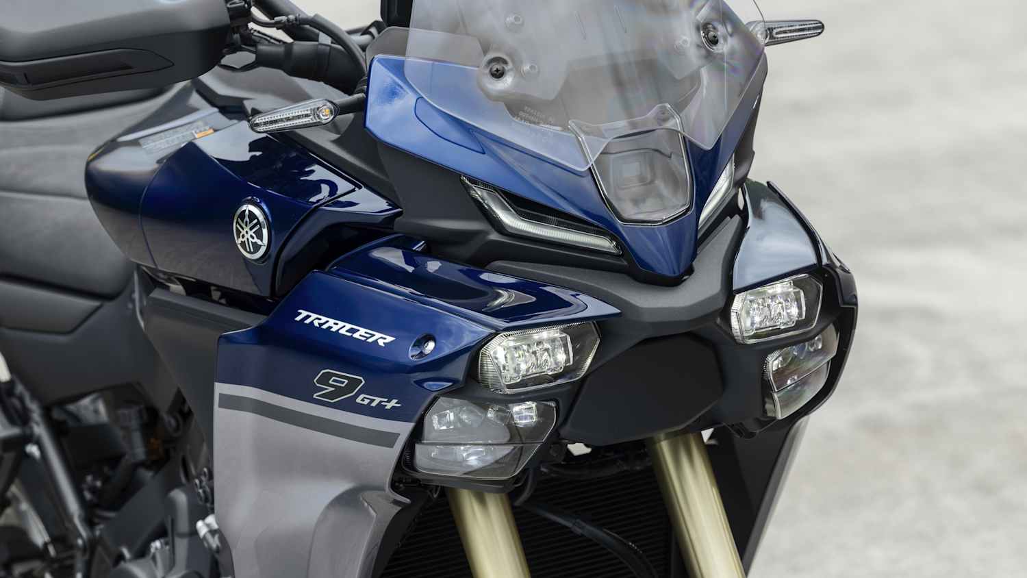 Frontansicht der Yamaha Tracer 9