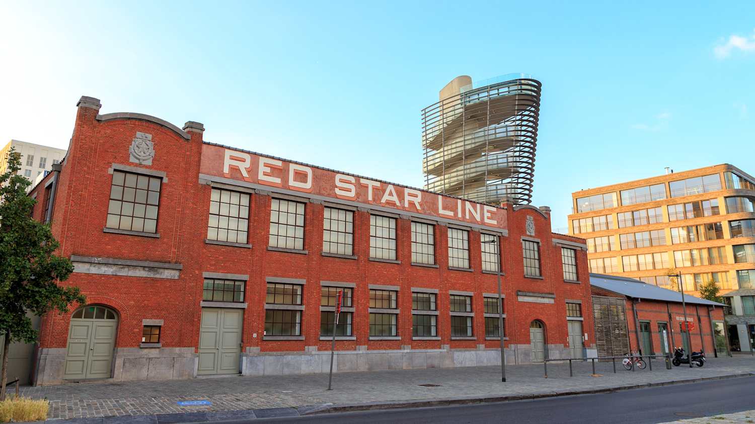 Außenansicht des Red Star Line Museum in Antwerpen