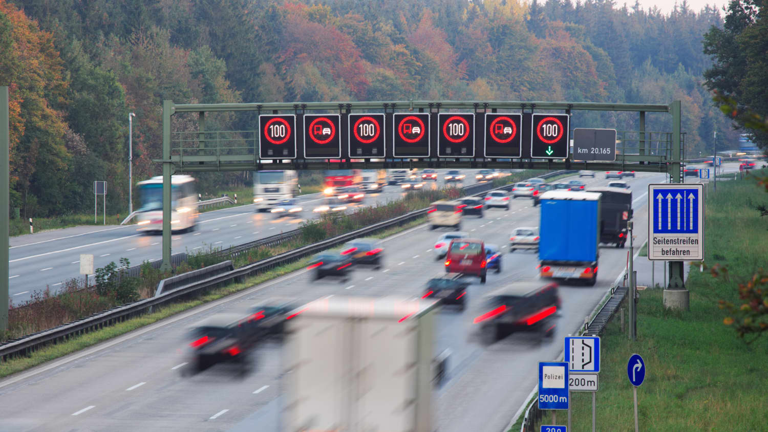 Verkehr auf deutscher Autobahn