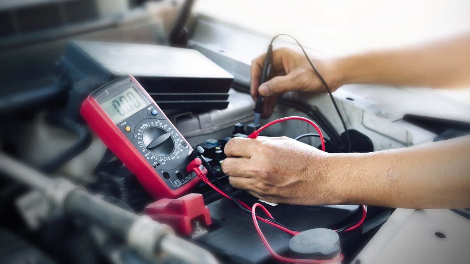 Ruhestrom im Auto: Ursachen für leere Batterie?