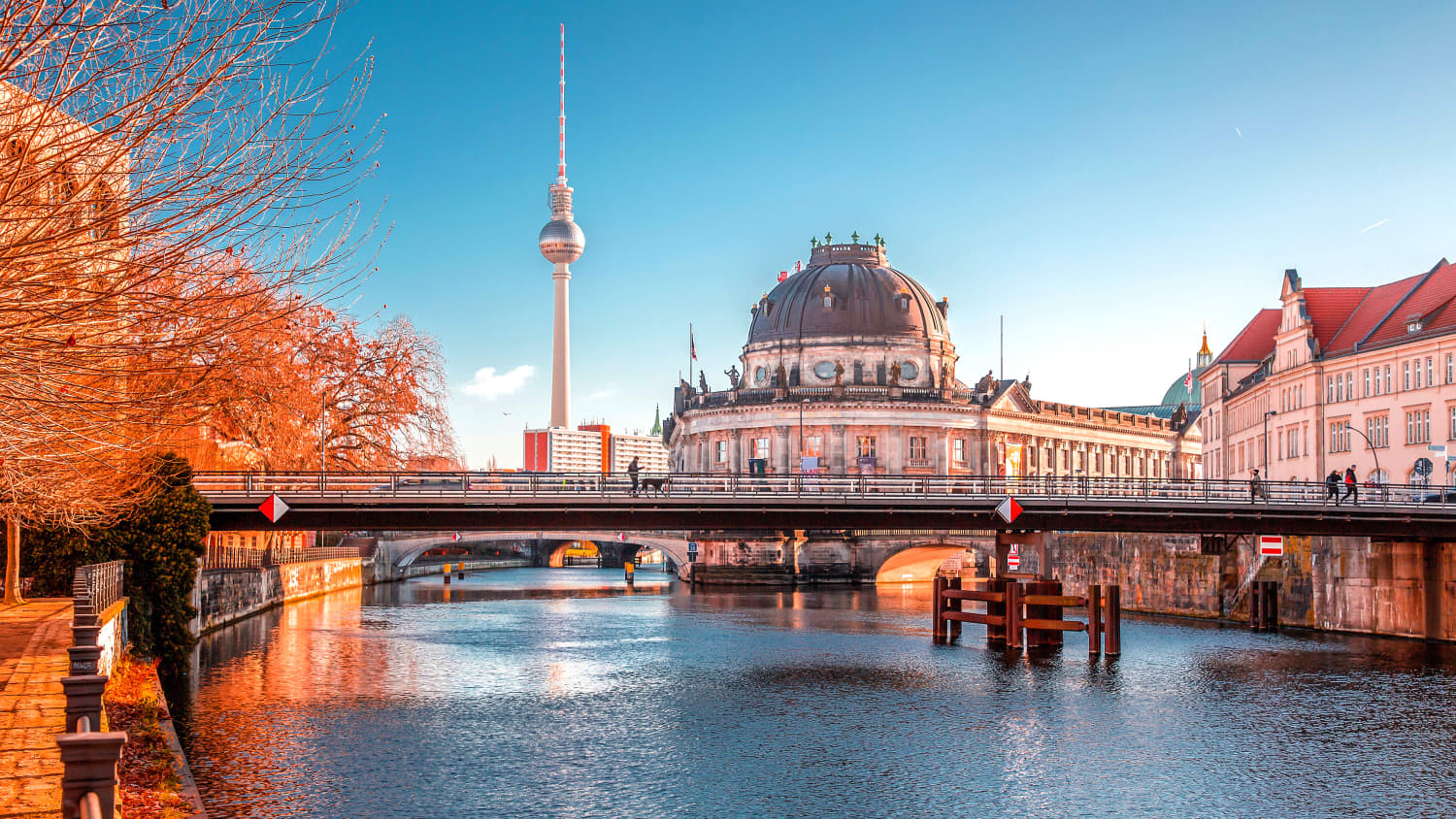 Die Museumsinsel und das Bode Museum in Berlin