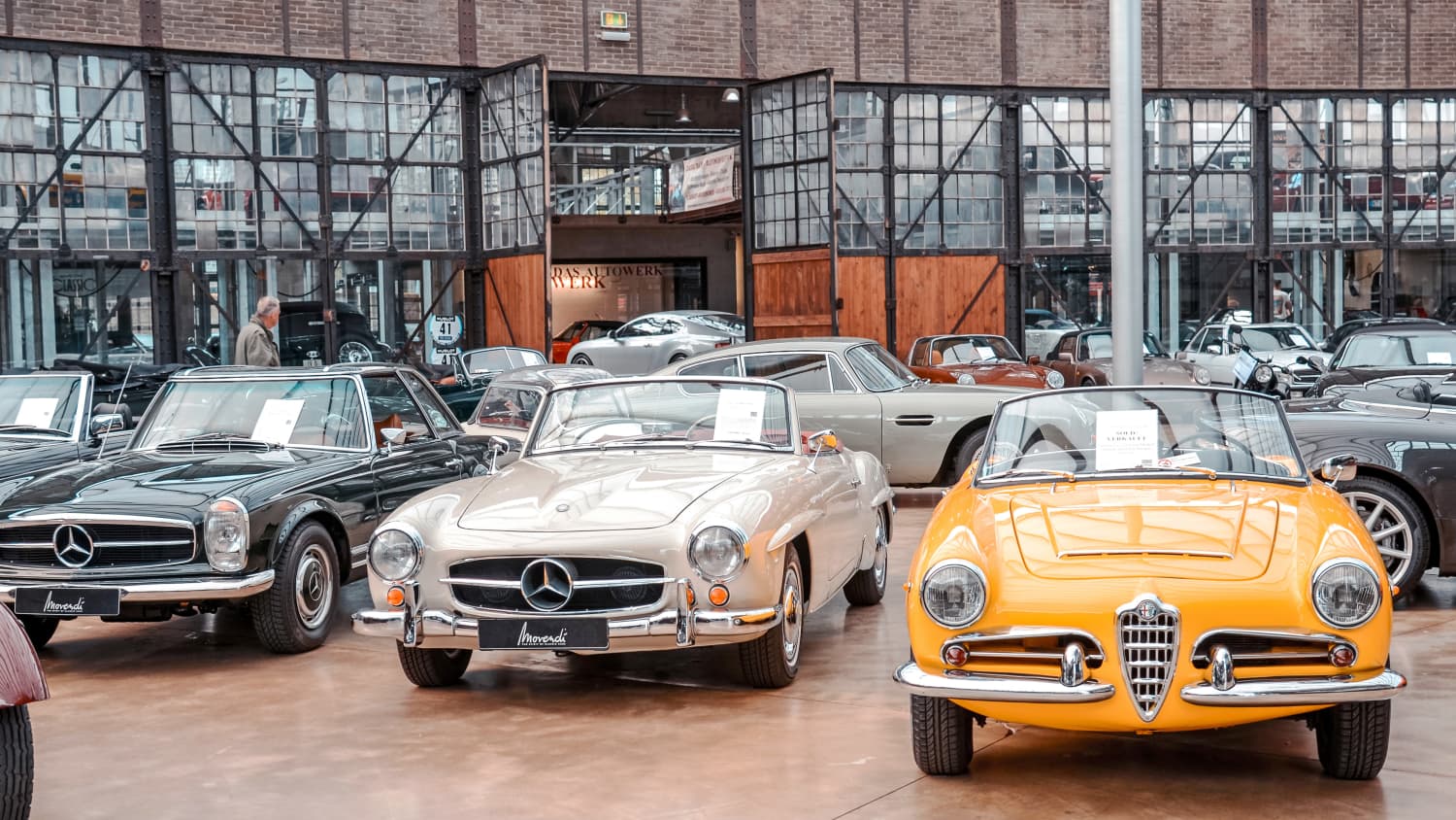 Classic Remise Düsseldorf mit Oldtimern