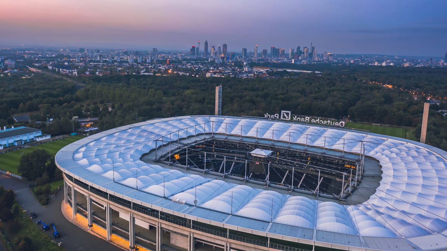 EM 2024 in Frankfurt: Stadion, Public Viewing, Spielplan und Sehenswertes