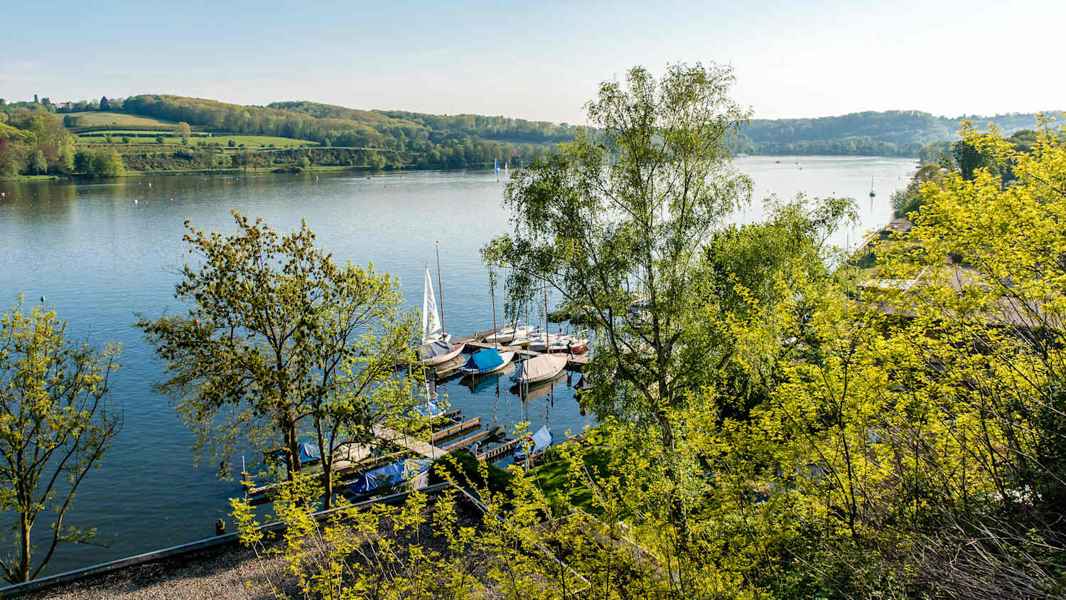 Blick auf den Baldeneysee bei Essen