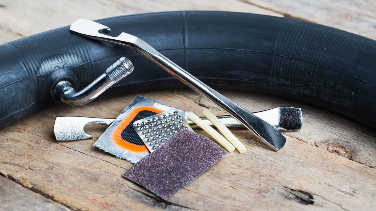 Reparatur-Set zum Flicken eines Fahrradschlauches