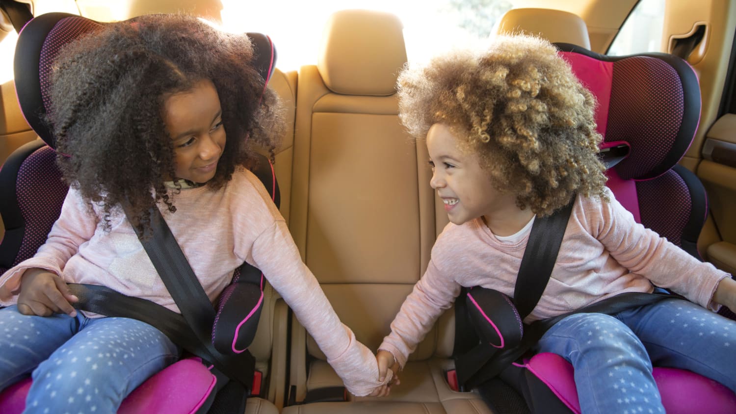 Sitzerhöhung für Kinder im Auto: Bis wann ist sie nötig?