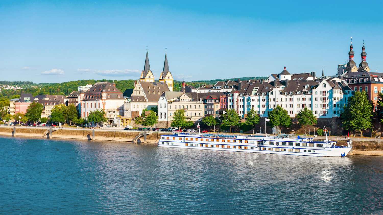 Panorama von Koblenz mit Rhein