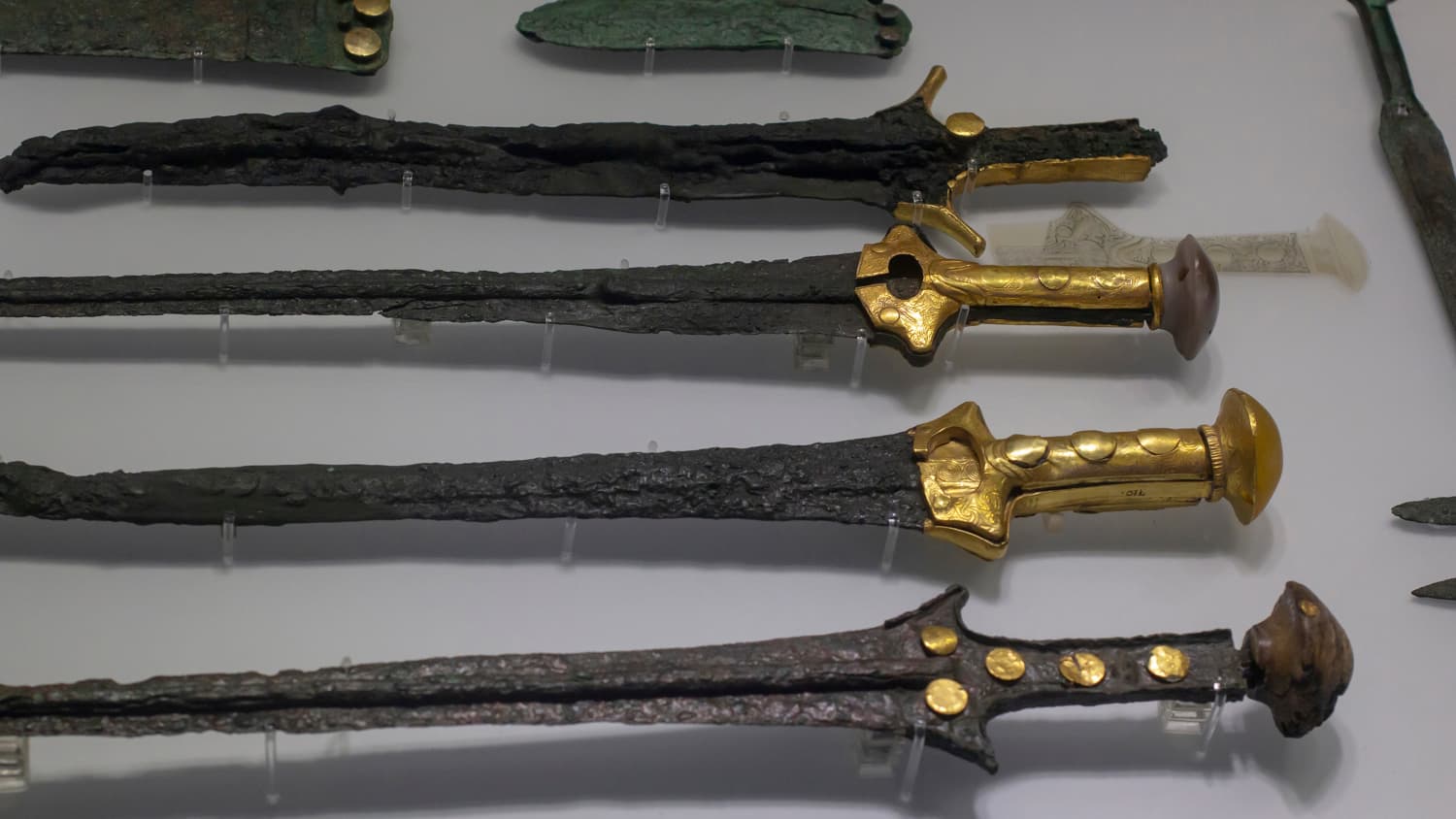 Antike Waffen im Archäologischen Museum Heraklion auf Kreta