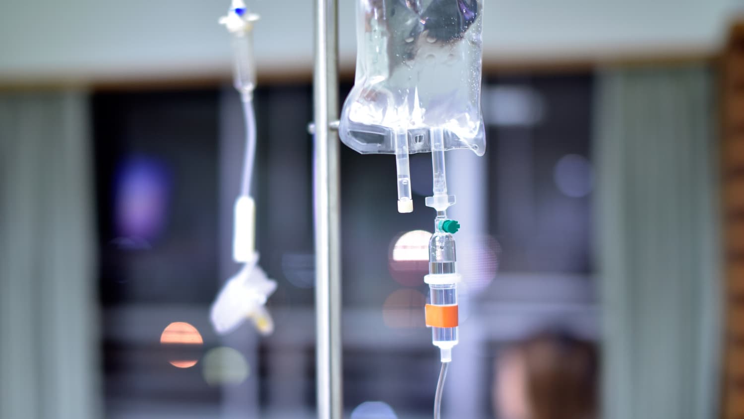 Ein Mädchen auf der Krankenstation