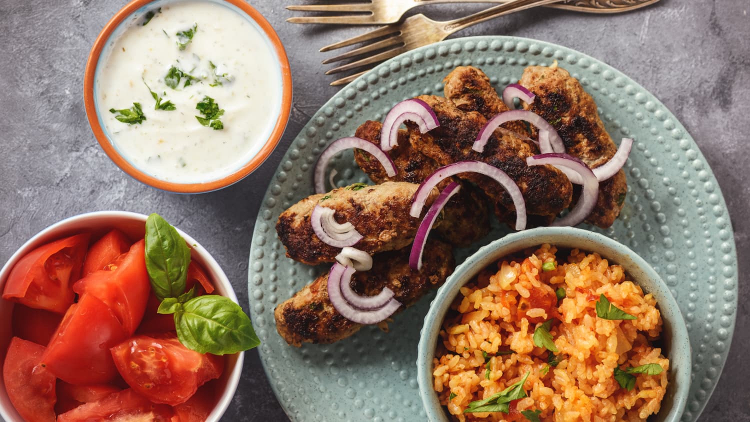 Teller mit Cevapcici