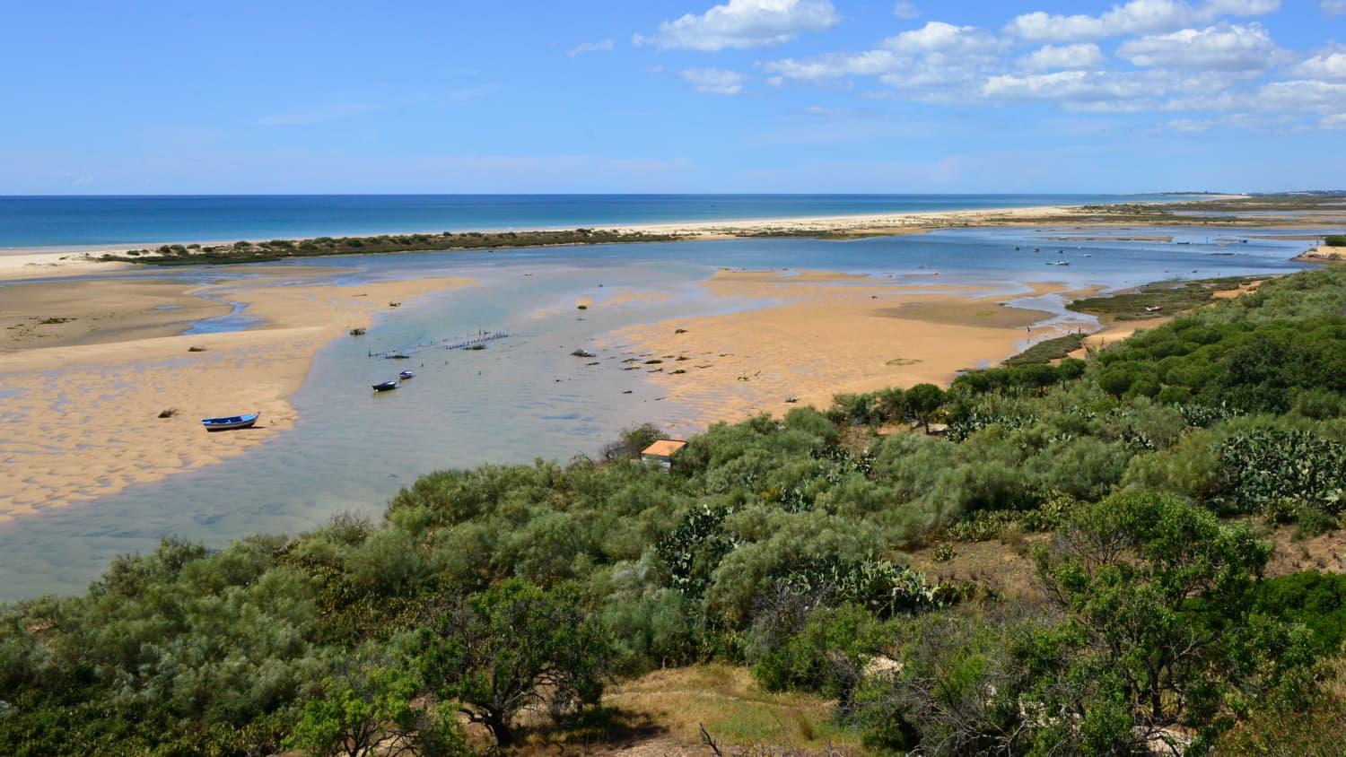 Naturschutzgebiet Ria Formosa - Insel Cabanas, eine vorgelagerte Insel zwischen der Halbinsel Cacela und der Insel Tavira.