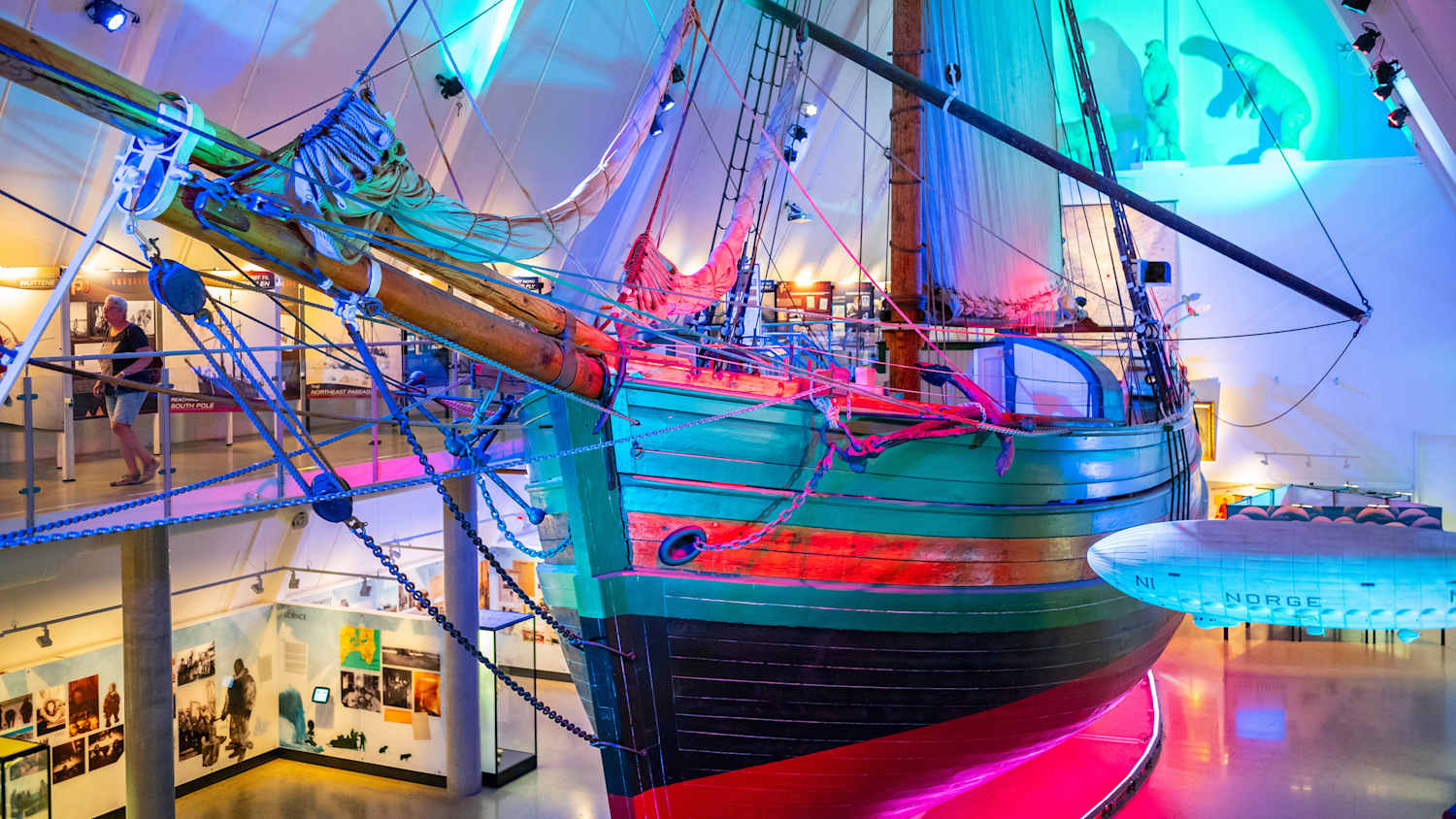 Schiff im Fram Polarschiffmuseum in Oslo