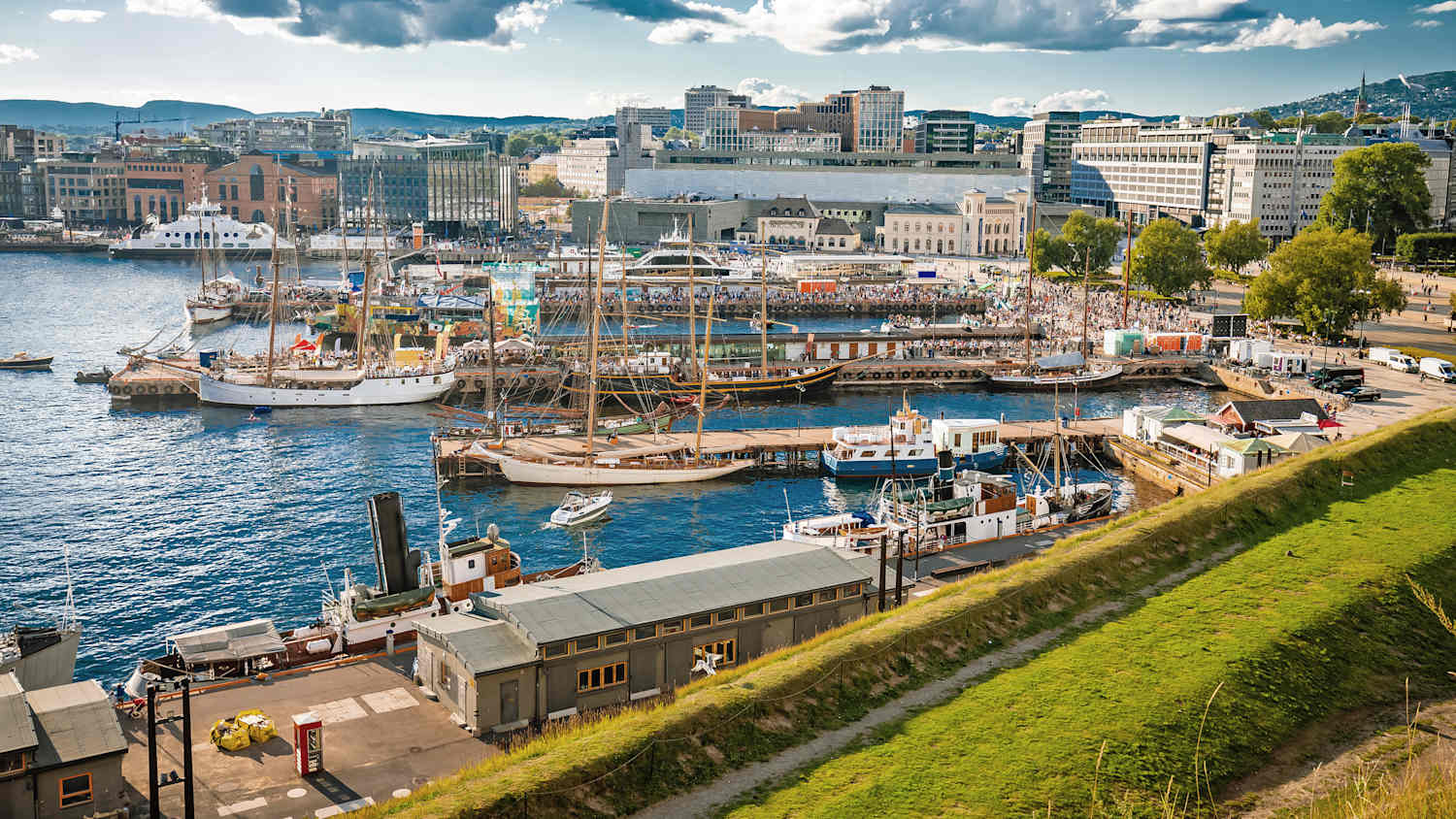 Schiffe im Hafen von Oslo