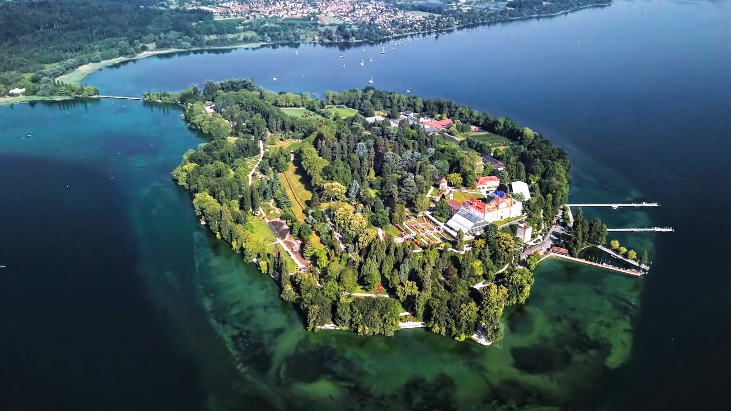 Luftaufnahme der Insel Mainau