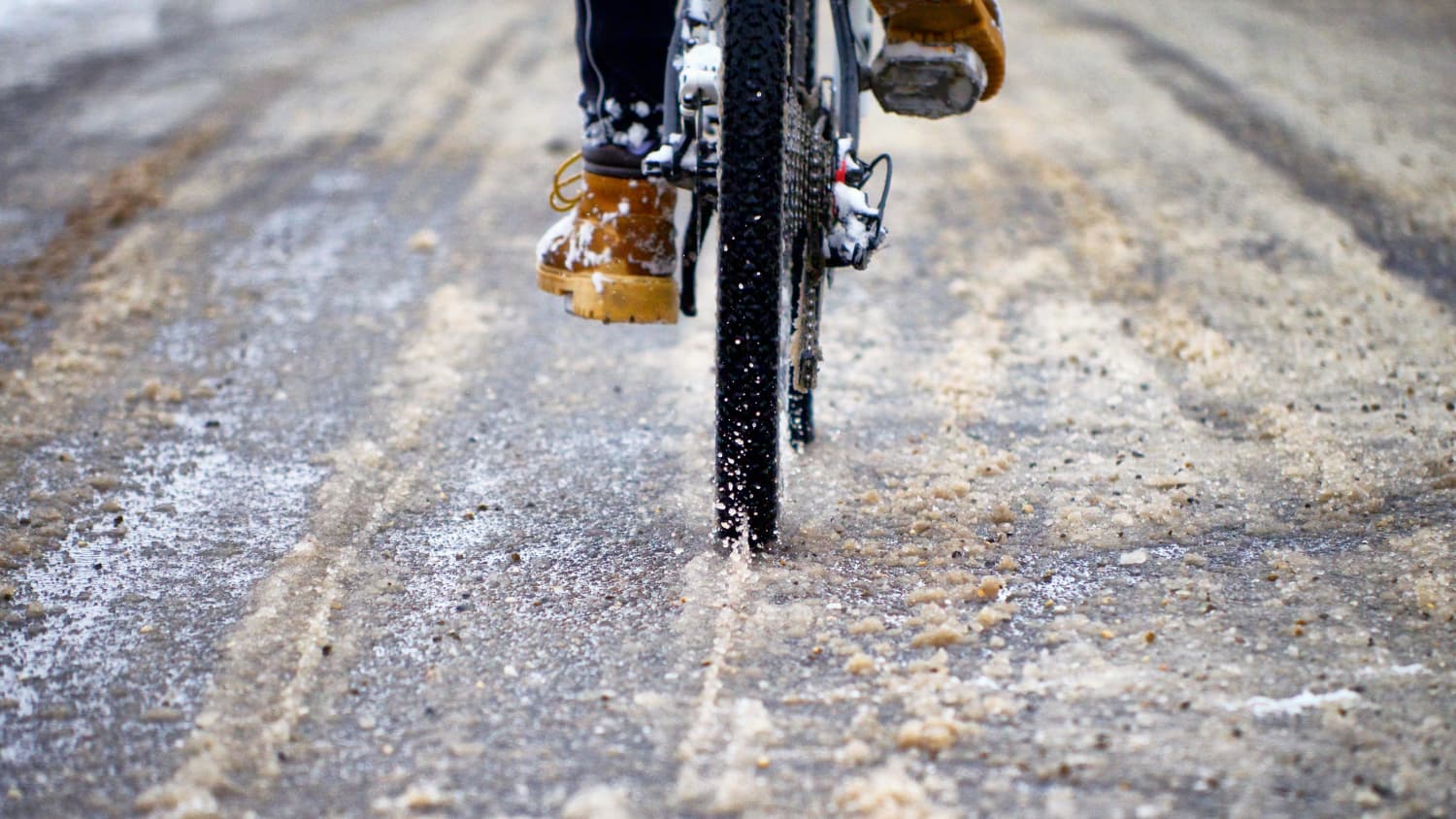 Radfahren im Winter: Die besten Tipps bei Glätte