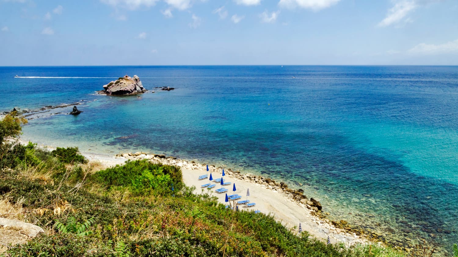 Strand Nähe dem Bad der Aphrodite in Polis auf Zypern