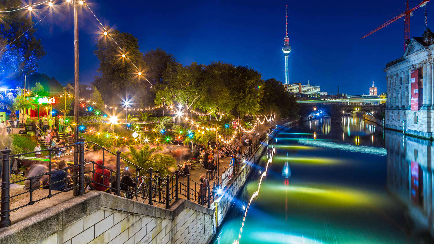 Die Strandbar am Berliner Bodemuseum