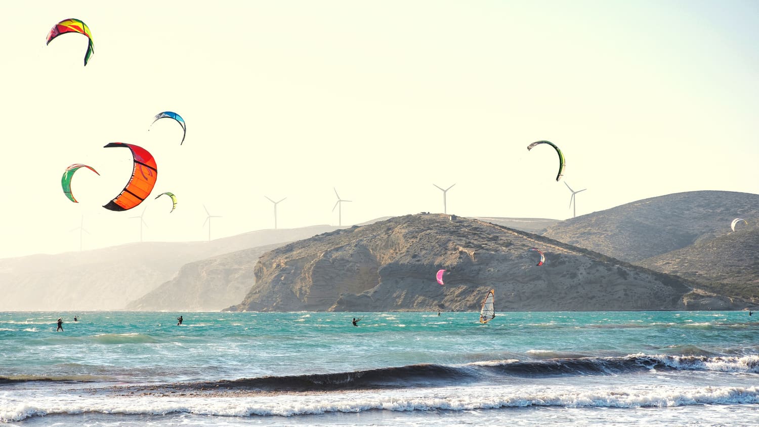 Kite-Surfer in der Prasonisi Bucht auf Rhodos